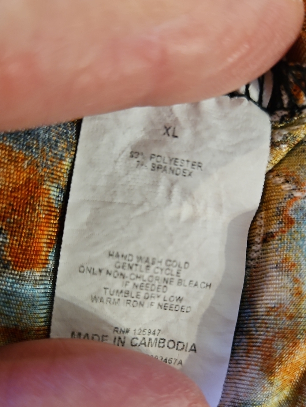 👚Ava & Grace  Multicolor Abstract Button-Front Tunic - Picture 9 of 9